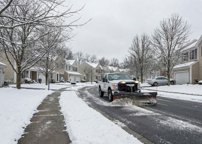 Seasonal HOA Landscaping Checklist